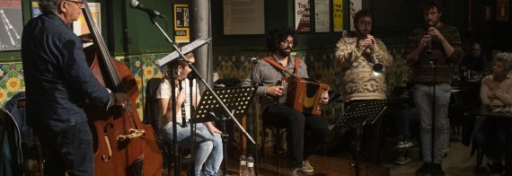 Les Vespres_Josep TomĂ s